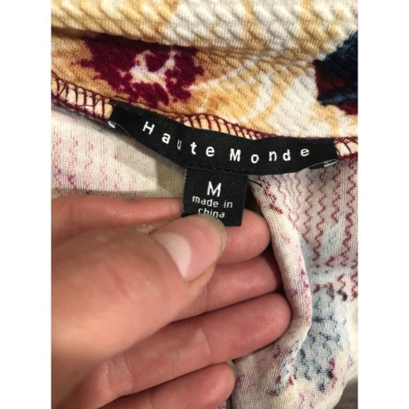 Skirt Floral Skirt size medium - Picture 7 of 7